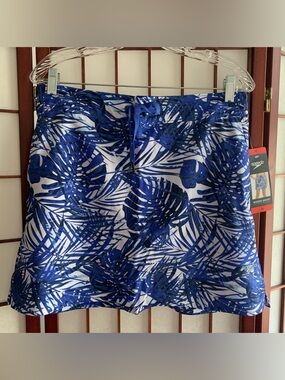 NWT Speedo Royal Blue/White Leaf Print Swim Skort in Size M